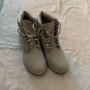 Great condition Timberland boots